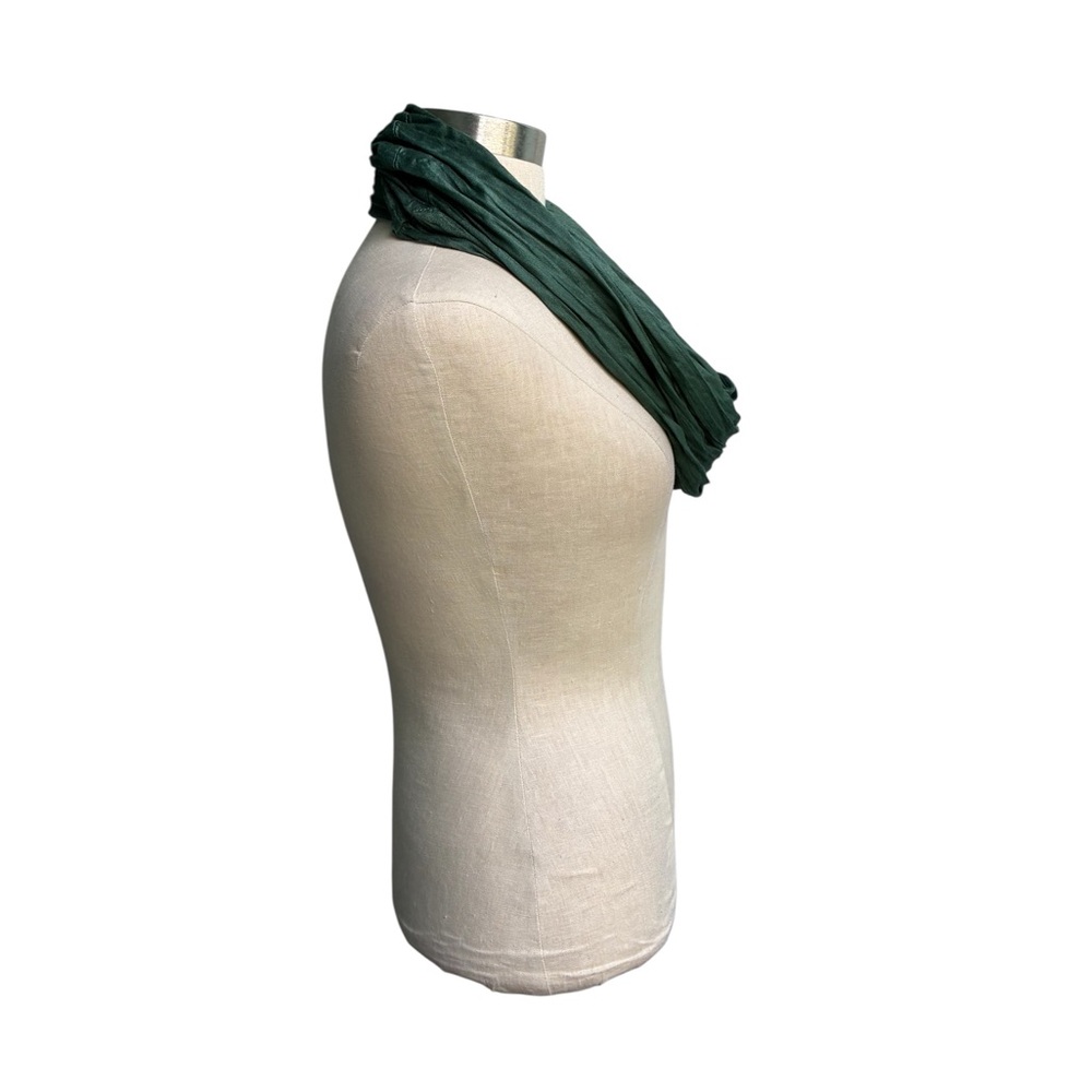 Emerald green infinity scarf - Picture 7 of 11